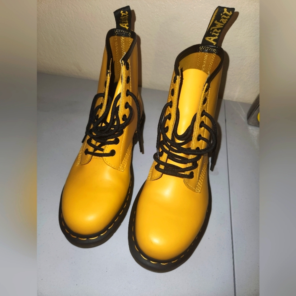 Dr. Marten Boots